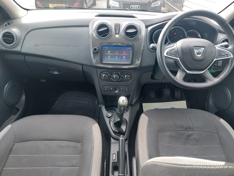 Used Dacia Sandero Stepway 2017 for sale - 78056790: Photo 10