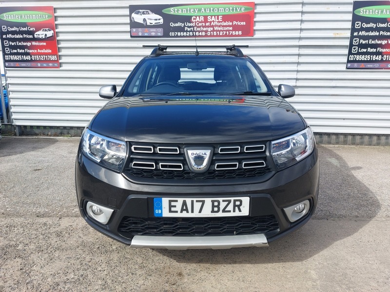 Used Dacia Sandero Stepway 2017 for sale - 78056790: Photo 2