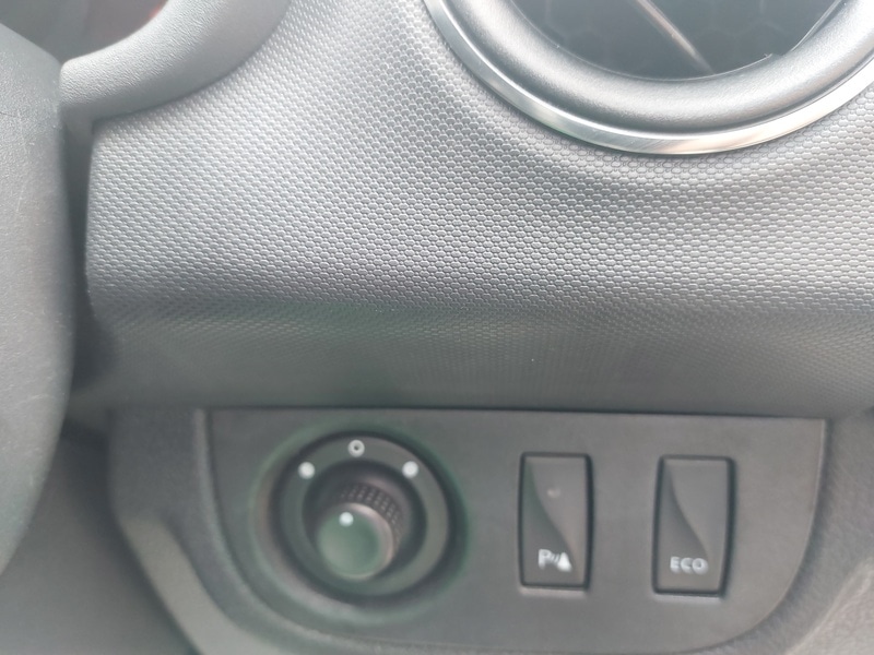 Used Dacia Sandero Stepway 2017 for sale - 78056790: Photo 23