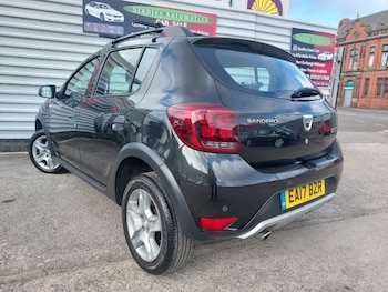 Used Dacia Sandero Stepway 2017 for sale - 78056790: Photo
