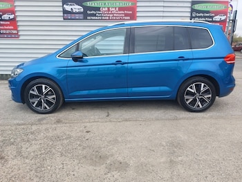 Used Volkswagen Touran 2022 for sale - 78401939: Photo