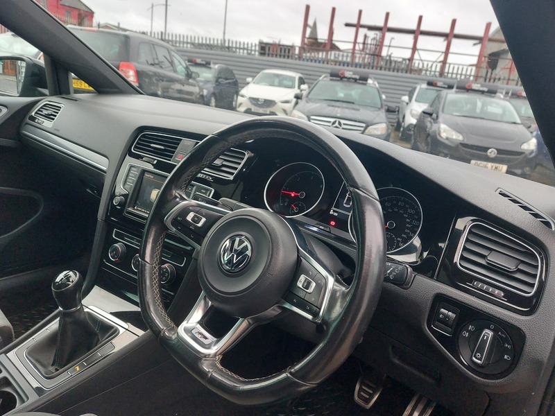 Used Volkswagen Golf 2016 for sale - 76768945: Photo 10