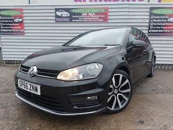 Used Volkswagen Golf 2016 for sale - 76768945: Photo