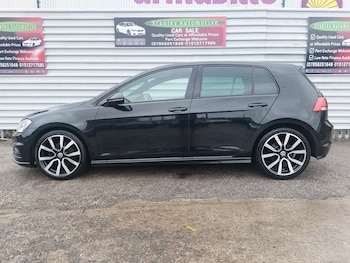 Used Volkswagen Golf 2016 for sale - 76768945: Photo