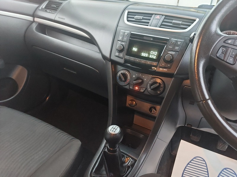 Used Suzuki Swift 2011 for sale - 77172857: Photo 15