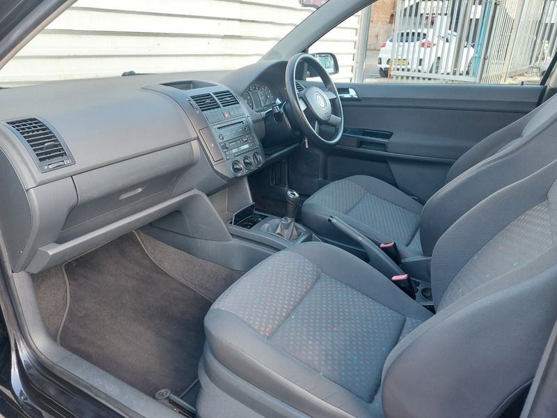 Used Volkswagen Polo 2005 for sale - 76407169: Photo 12