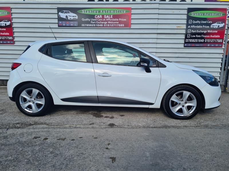Used Renault Clio 2014 for sale - 77891441: Photo 2