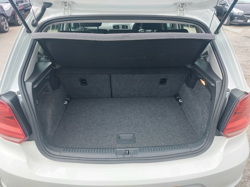 Used Volkswagen Polo 2014 for sale - 78140855: Photo 14