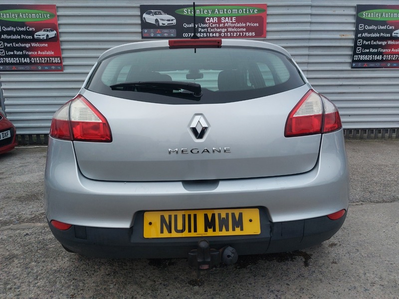 Used Renault Megane 2011 for sale - 77609608: Photo 6
