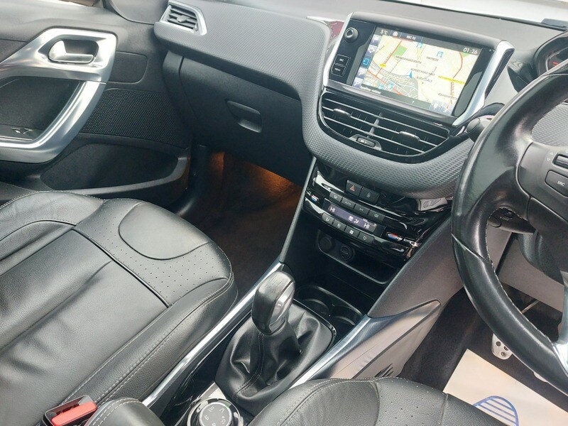 Used Peugeot 2008 2015 for sale - 77384934: Photo 12