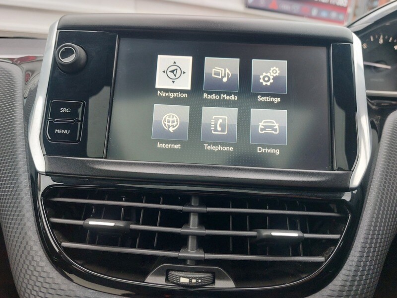 Used Peugeot 2008 2015 for sale - 77384934: Photo 13