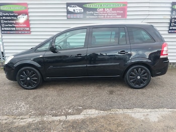 Used Vauxhall Zafira 2010 for sale - 76884555: Photo