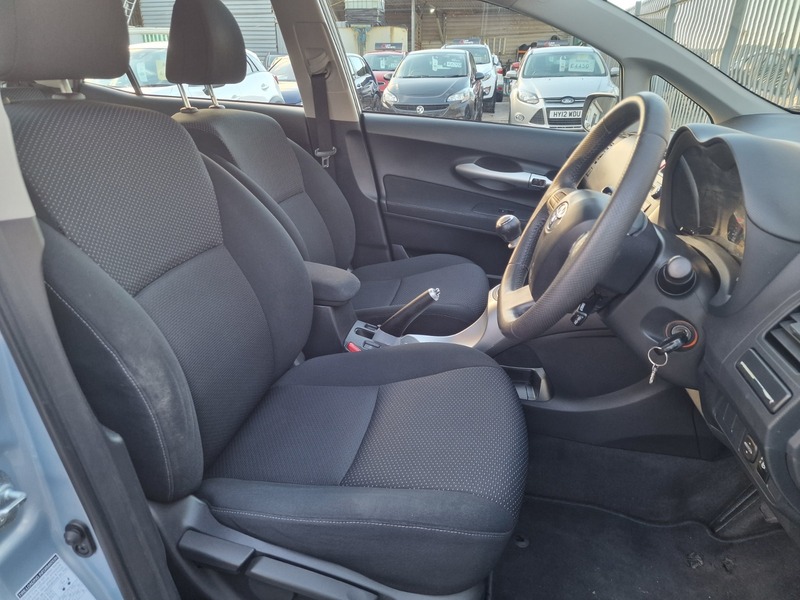 Used Toyota Auris 2011 for sale - 77056515: Photo 13