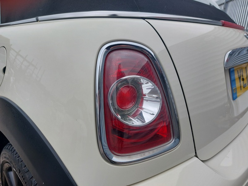 Used MINI Convertible 2014 for sale - 77303298: Photo 21