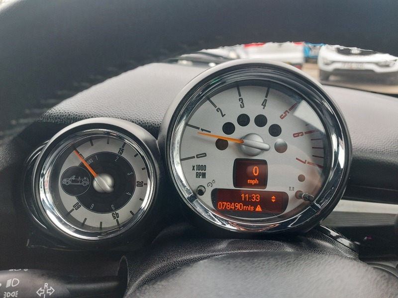 Used MINI Convertible 2014 for sale - 77303298: Photo 24