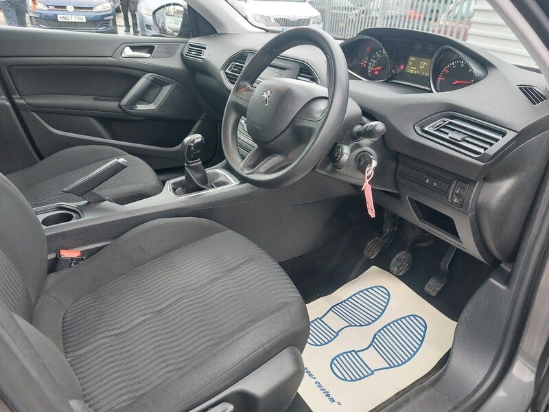 Used Peugeot 308 2017 for sale - 77735283: Photo 10