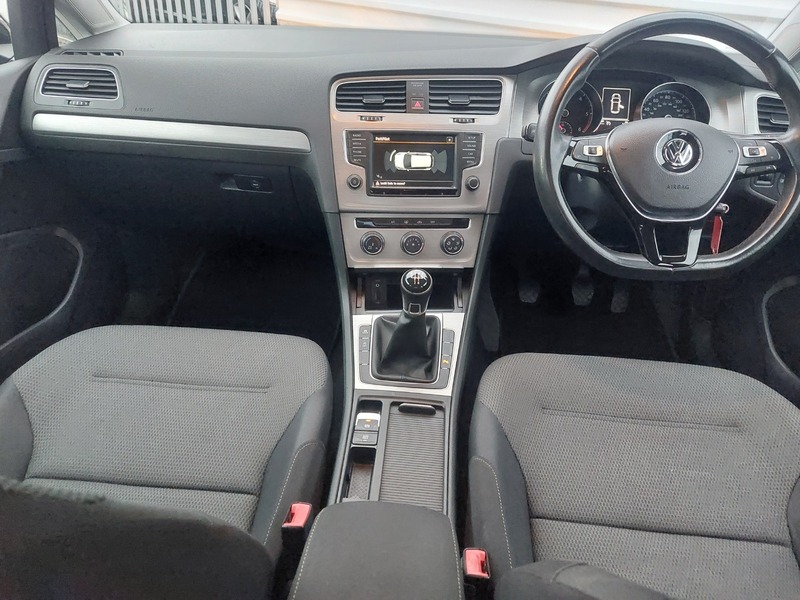 Used Volkswagen Golf 2015 for sale - 76547394: Photo 11