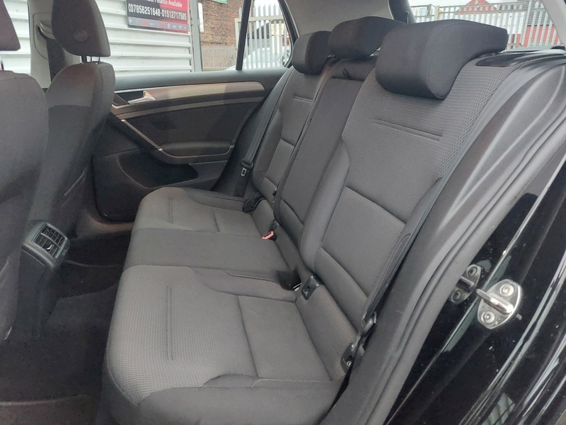 Used Volkswagen Golf 2015 for sale - 76547394: Photo 14