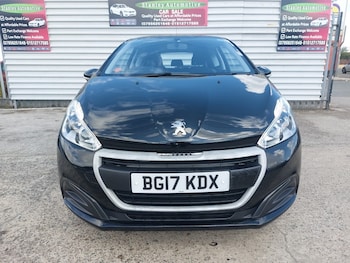 Used Peugeot 208 2017 for sale - 79394838: Photo