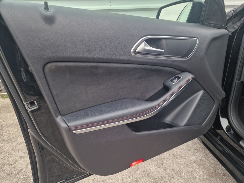 Used Mercedes-Benz A-Class 2015 for sale - 77059748: Photo 32