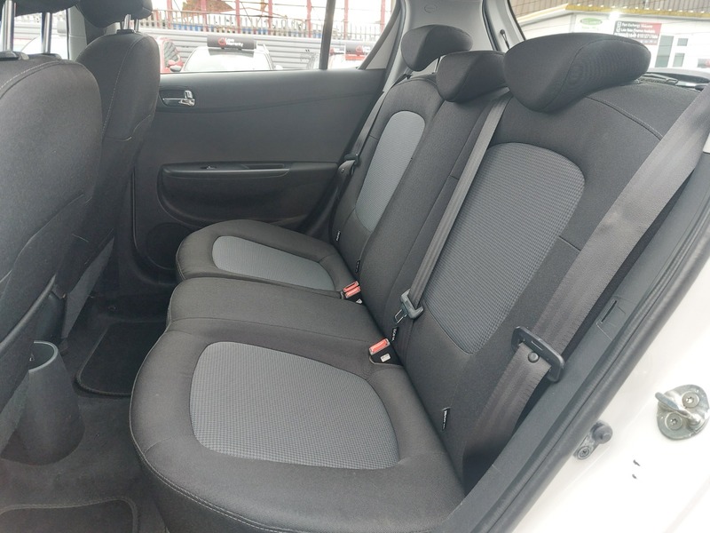 Used Hyundai i20 2014 for sale - 76547429: Photo 10