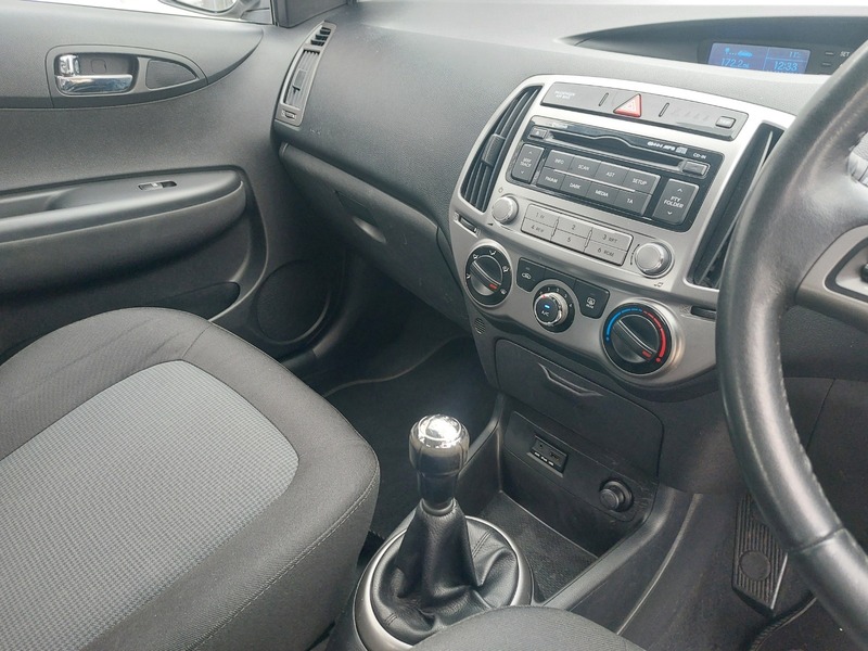 Used Hyundai i20 2014 for sale - 76547429: Photo 12