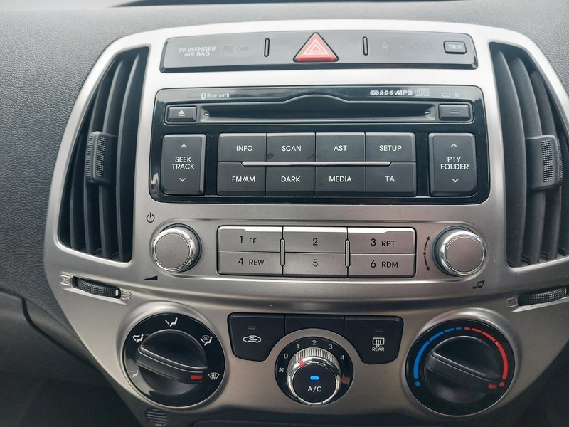 Used Hyundai i20 2014 for sale - 76547429: Photo 14