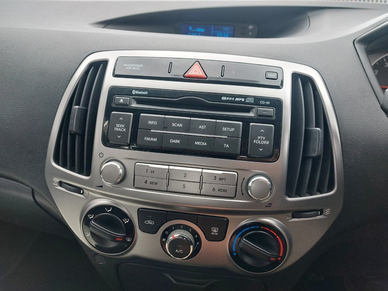 Used Hyundai i20 2014 for sale - 76547429: Photo 15