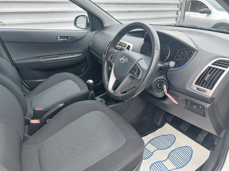 Used Hyundai i20 2014 for sale - 76547429: Photo 7