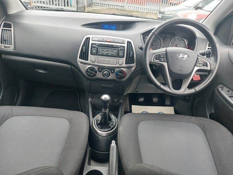 Used Hyundai i20 2014 for sale - 76547429: Photo 8