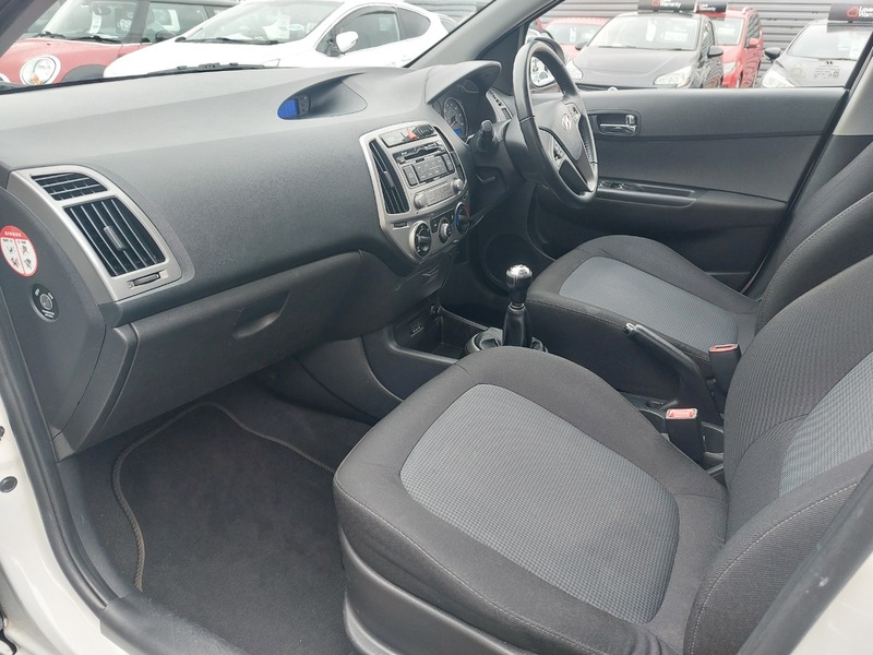 Used Hyundai i20 2014 for sale - 76547429: Photo 9