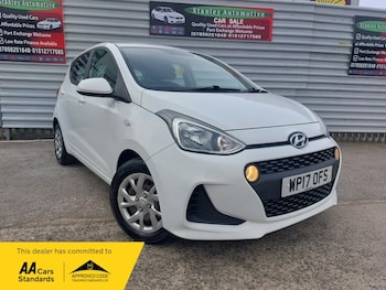 Used Hyundai i10 2017 for sale - 79409972: Photo