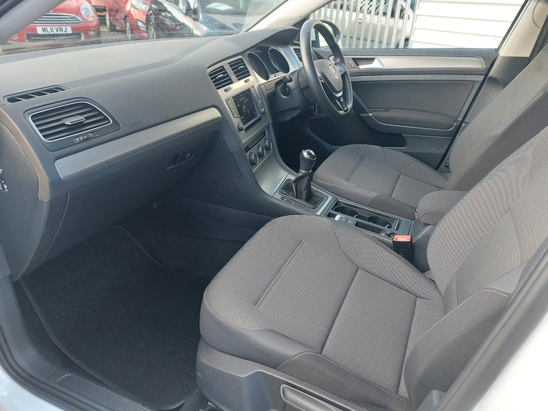 Used Volkswagen Golf 2015 for sale - 76784636: Photo 11