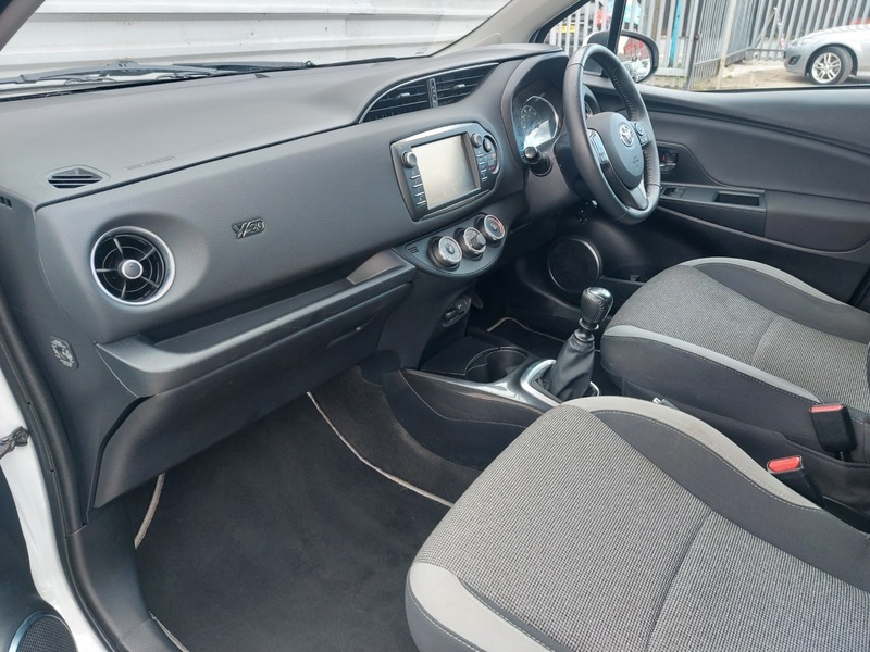 Used Toyota Yaris 2020 for sale - 76119419: Photo 12