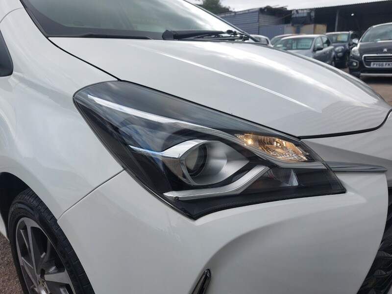 Used Toyota Yaris 2020 for sale - 76119419: Photo 25