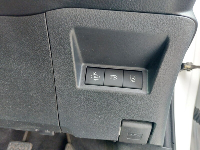 Used Toyota Yaris 2020 for sale - 76119419: Photo 28