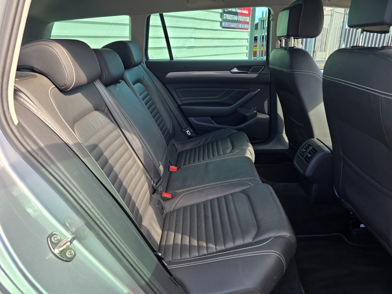 Used Volkswagen Passat 2020 for sale - 76570794: Photo 12