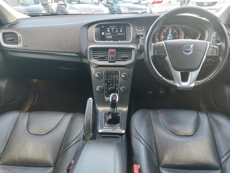 Used Volvo V40 2015 for sale - 77303305: Photo 11