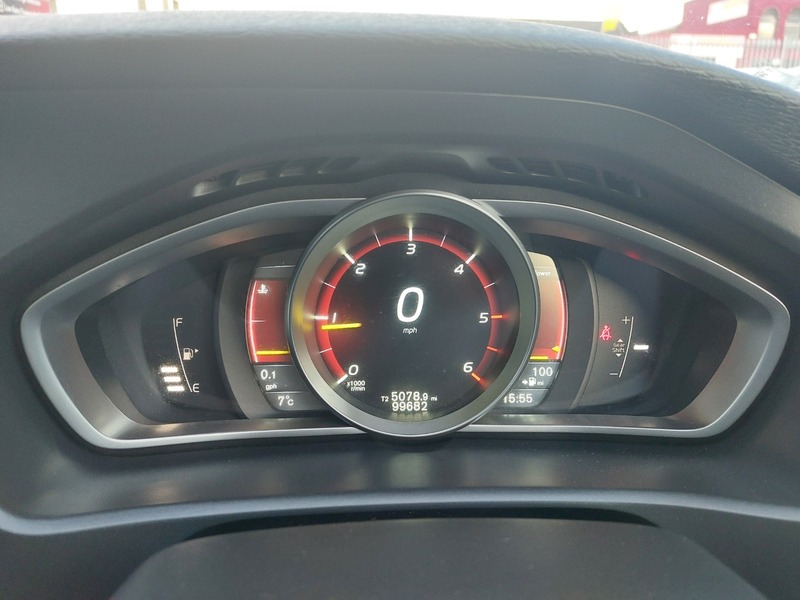 Used Volvo V40 2015 for sale - 77303305: Photo 16