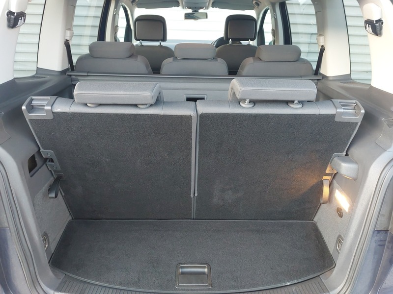 Used Volkswagen Touran 2013 for sale - 77236944: Photo 16