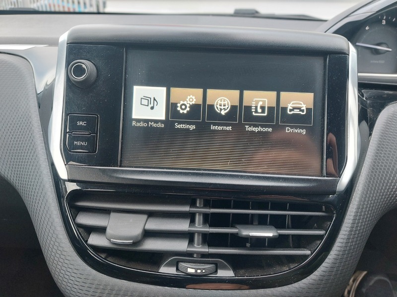 Used Peugeot 2008 2015 for sale - 77342373: Photo 14