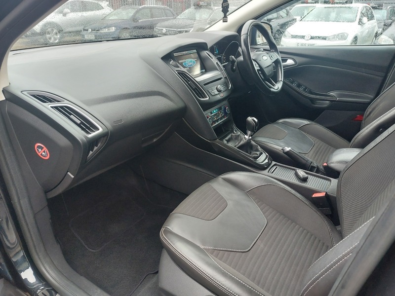 Used Ford Focus 2015 for sale - 76863596: Photo 12