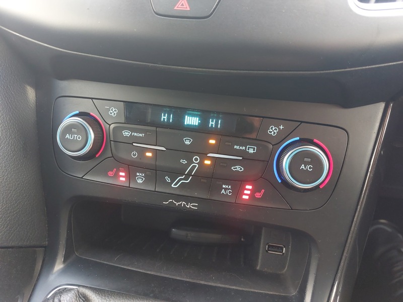 Used Ford Focus 2015 for sale - 76863596: Photo 25