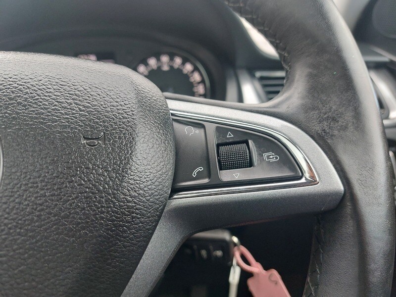 Used Skoda Rapid Spaceback 2014 for sale - 77572467: Photo 17
