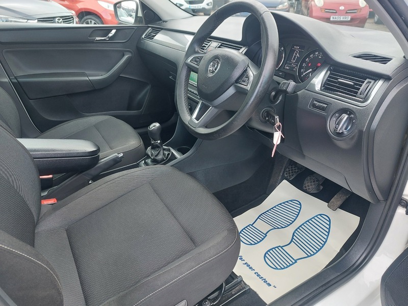 Used Skoda Rapid Spaceback 2014 for sale - 77572467: Photo 8