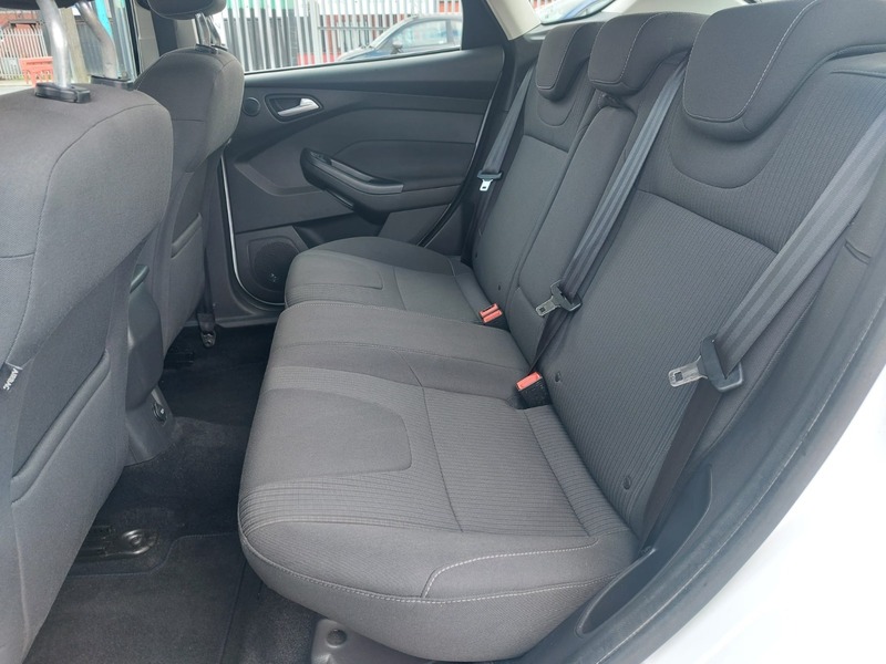 Used Ford Focus 2014 for sale - 76962917: Photo 15