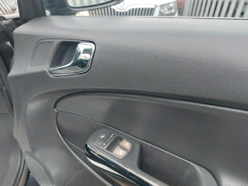 Used Vauxhall Corsa 2014 for sale - 77609596: Photo 21