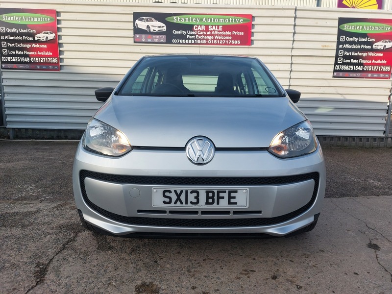 Used Volkswagen up! 2013 for sale - 77342357: Photo 2