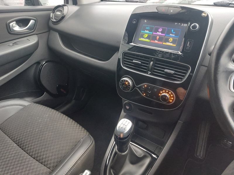 Used Renault Clio 2018 for sale - 77535622: Photo 8
