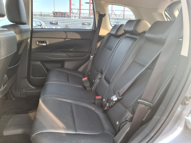 Used Mitsubishi Outlander 2015 for sale - 77976842: Photo 13